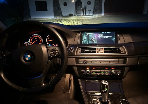 BMW Seria 5 cena 59500 przebieg: 275487, rok produkcji 2014 z Toruń małe 232